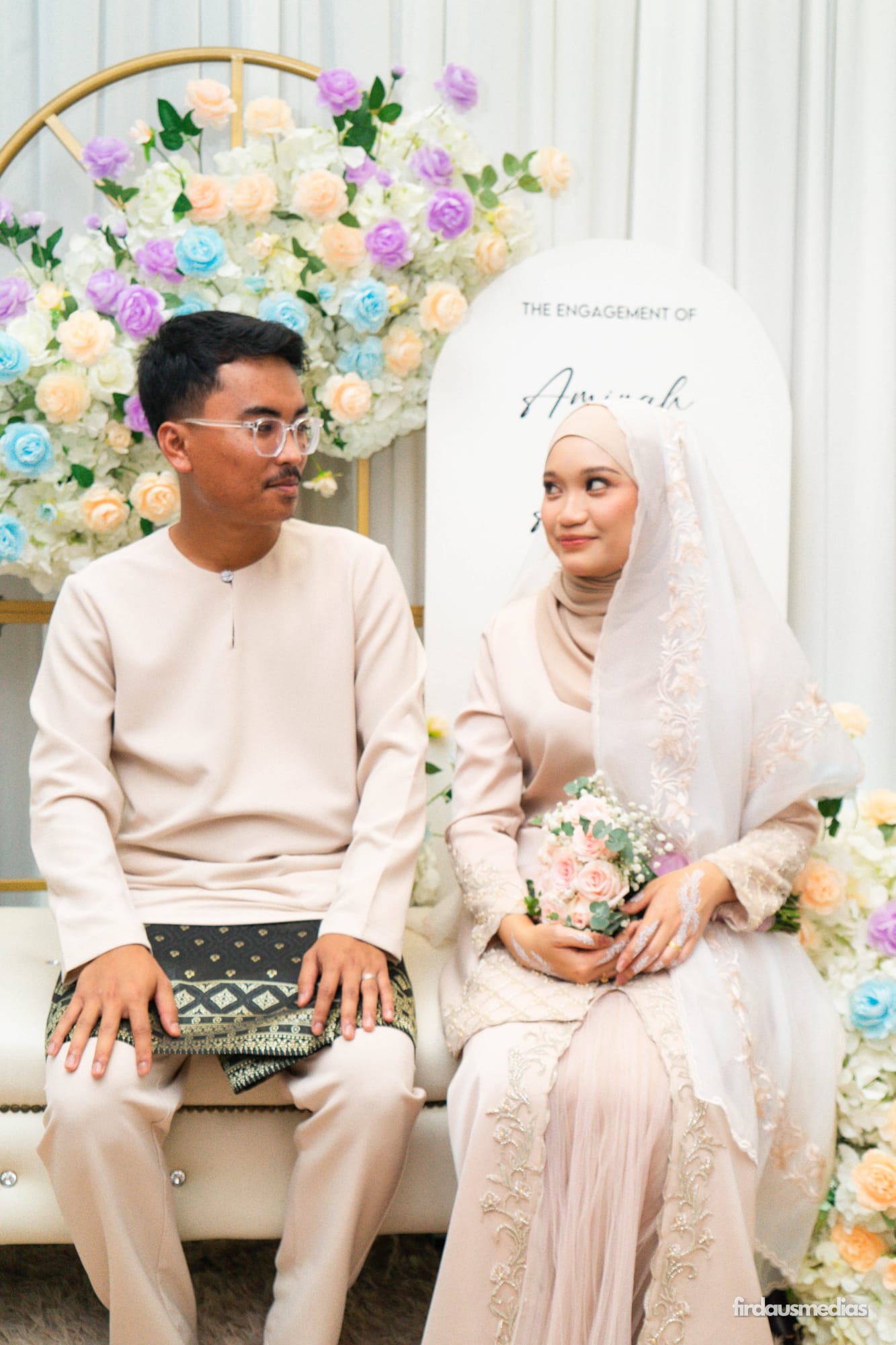 Engagement session photographed by firdausmedias