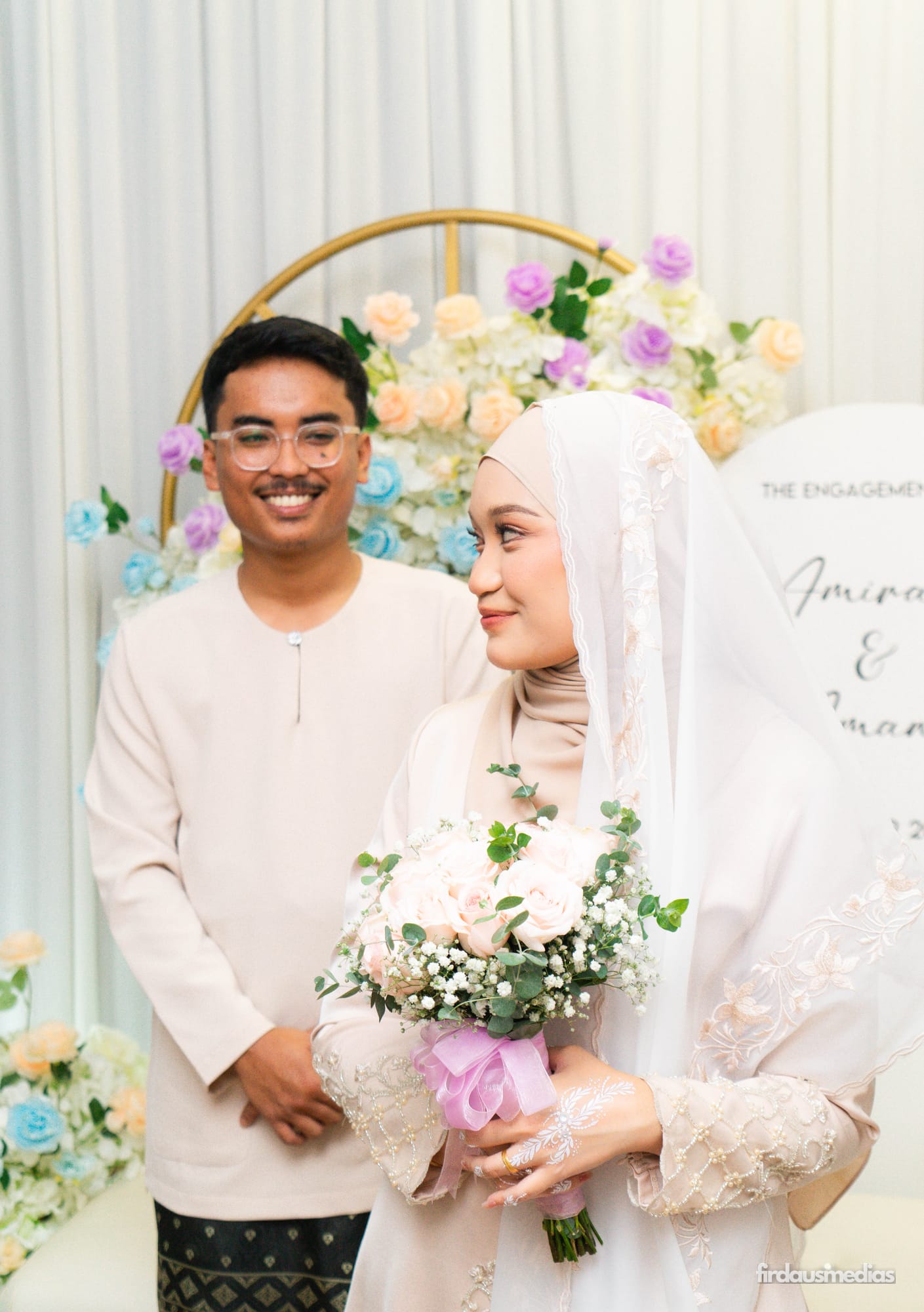 Engagement session photographed by firdausmedias