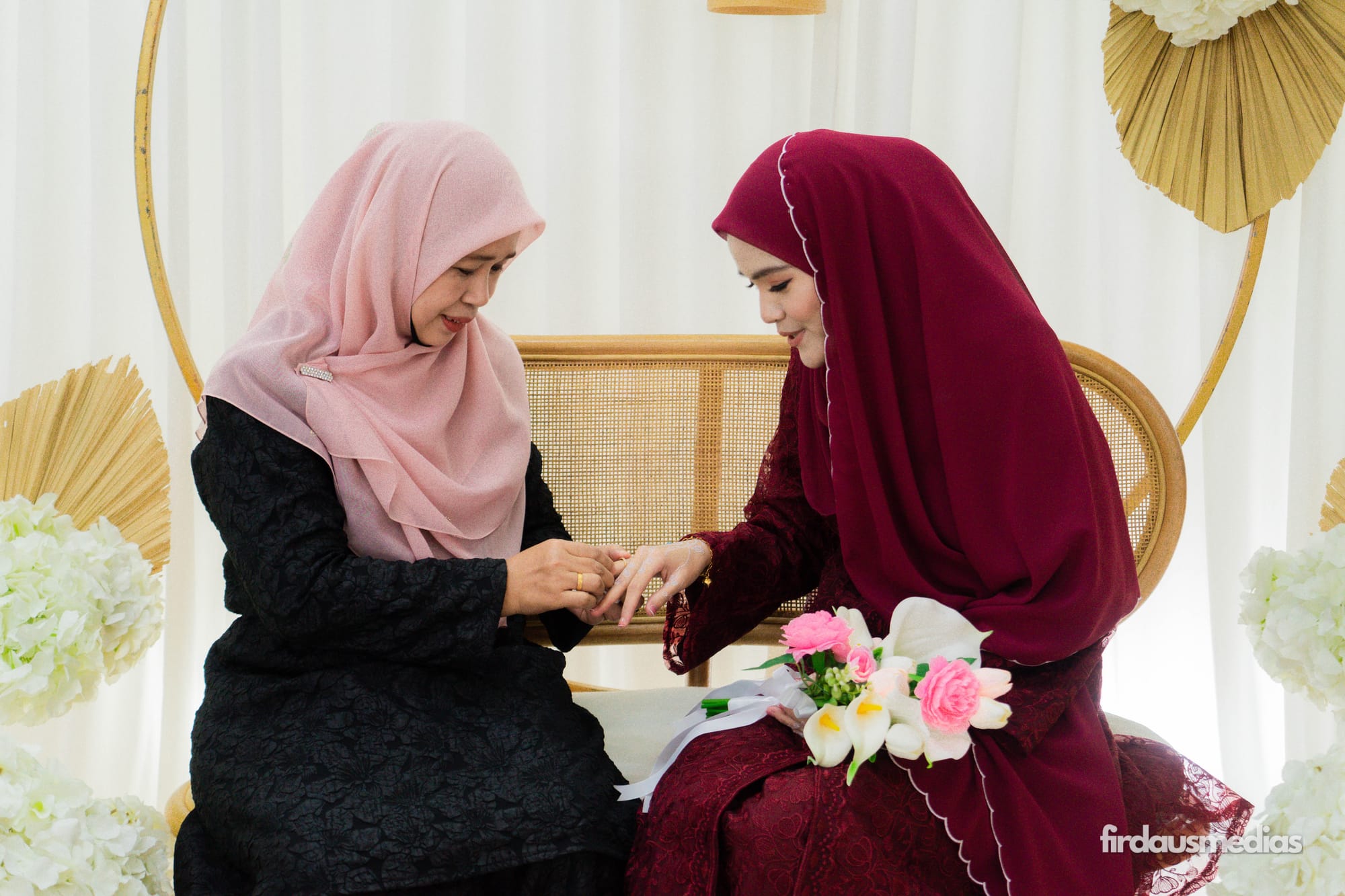 Engagement session photographed by firdausmedias