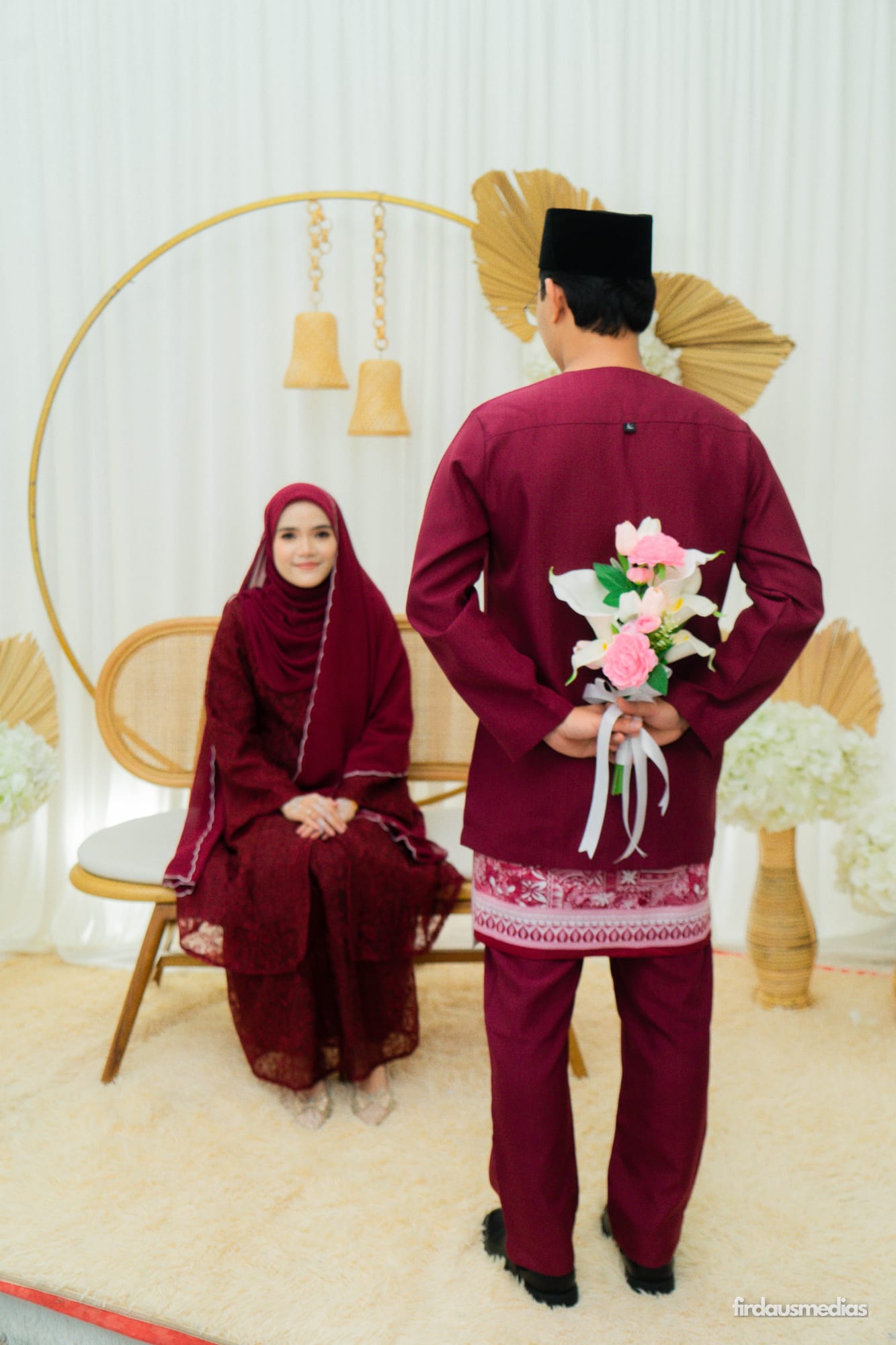 Engagement session photographed by firdausmedias