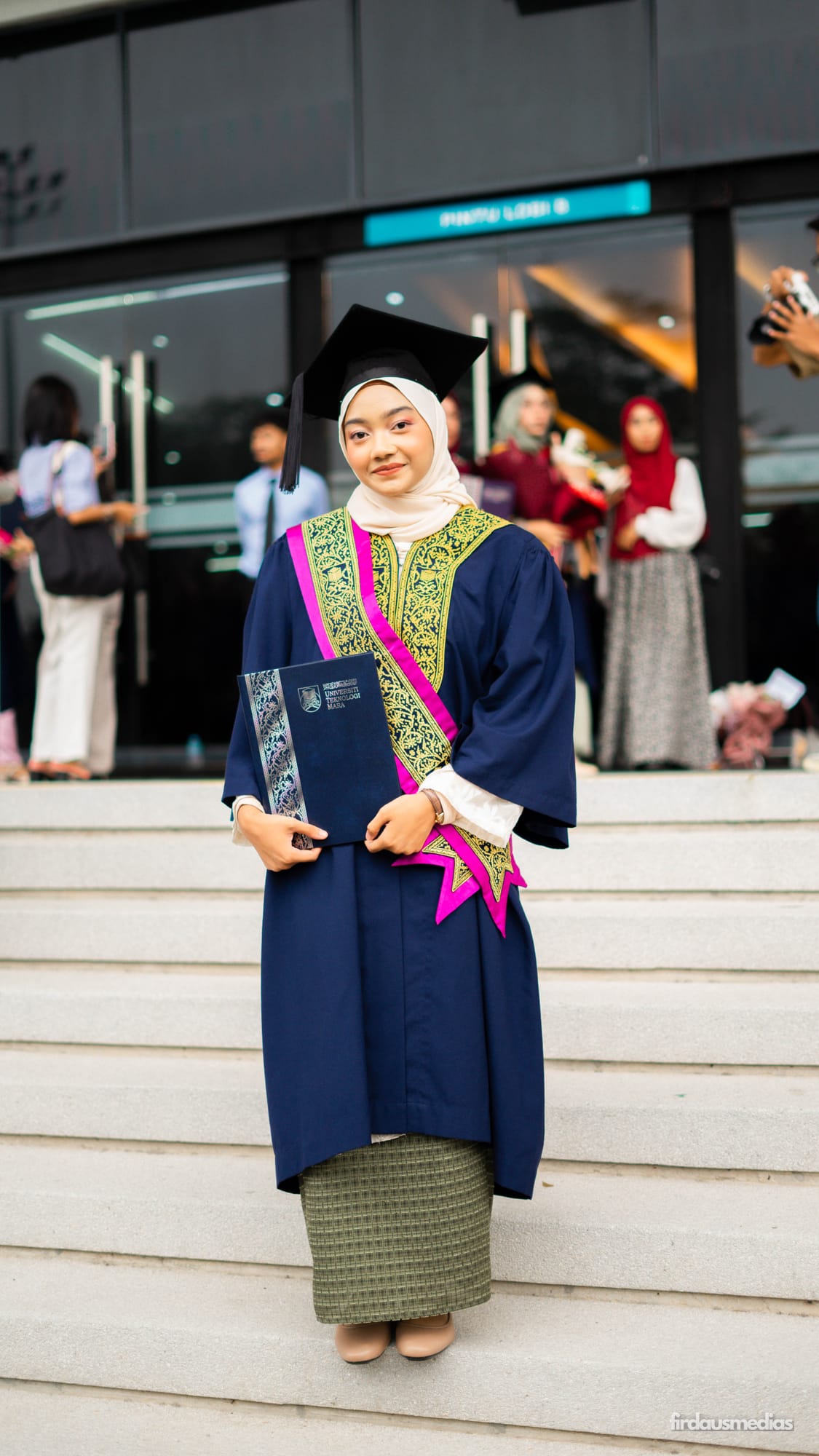 Convocation day portrait by firdausmedias