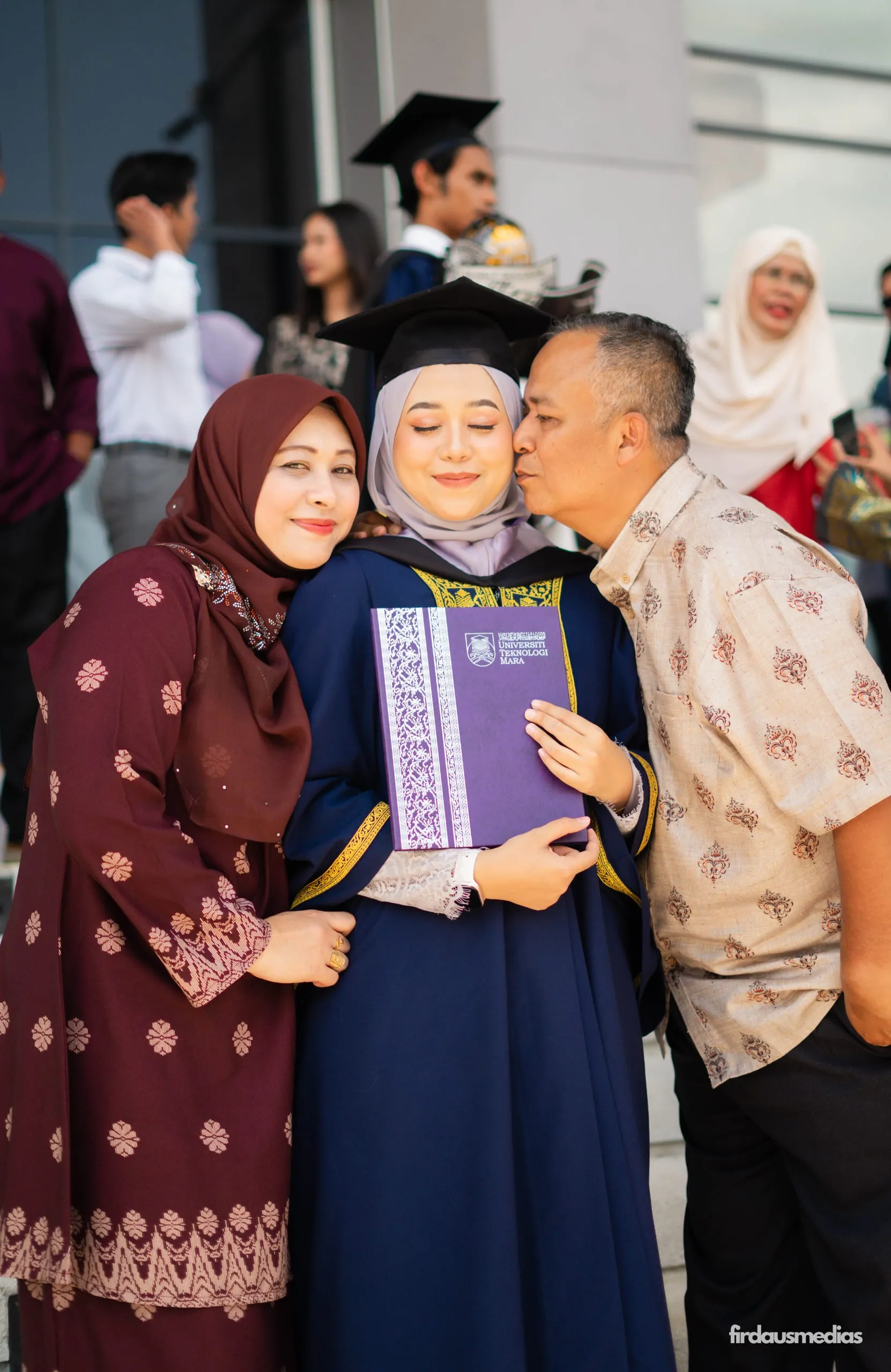 Post-convocation photography by firdausmedias