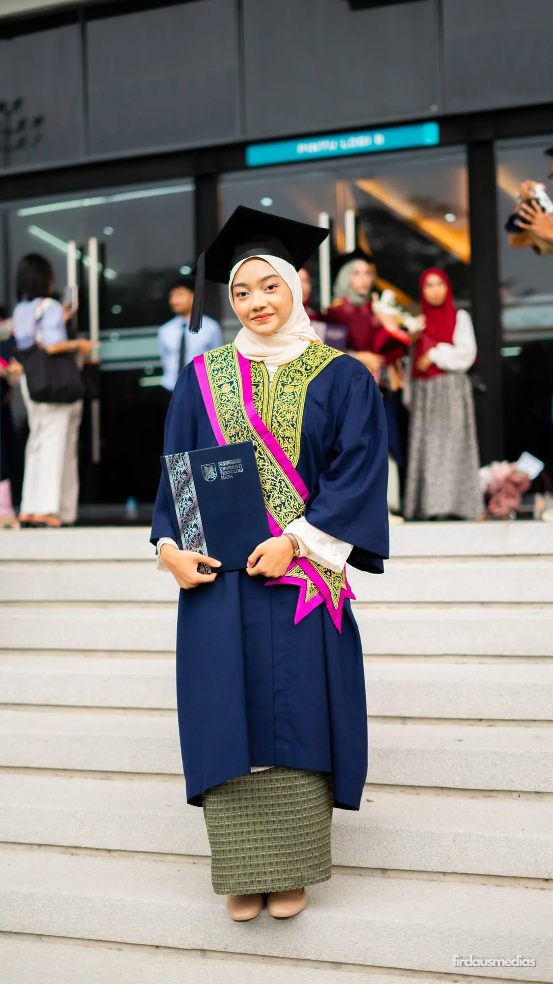 Convocation day portrait by firdausmedias